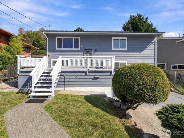 5922 23rd Avenue S, Seattle, WA 98108