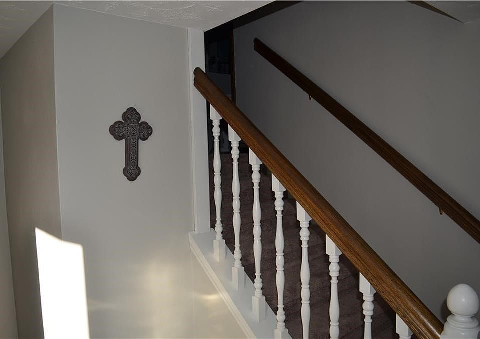 2nd image of 11479 Enclave Blvd