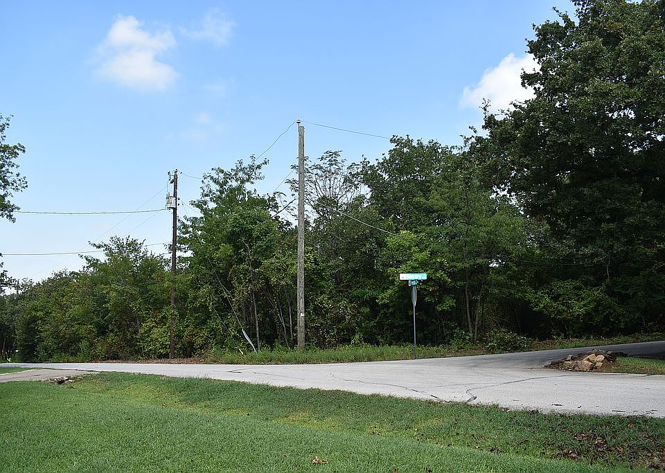 1st image of 3584 Mercury Dr