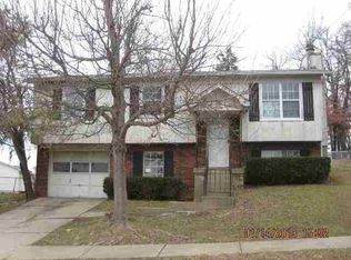 857 Shelby Ave, Radcliff, KY 40160