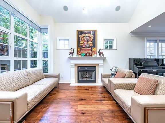 2nd image of 6386 Larkin Dr