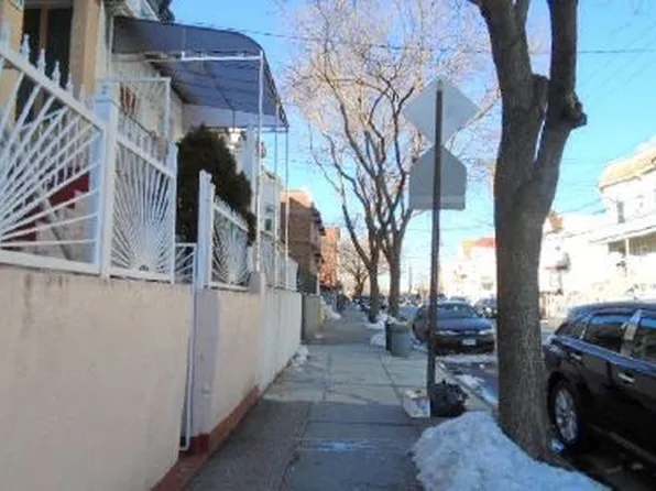 1511B Commonwealth Ave, Bronx, NY 10460