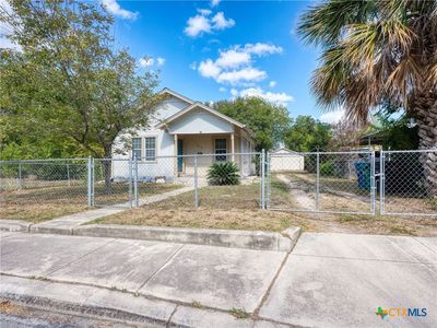1013 Sacramento, San Antonio, TX, 78201