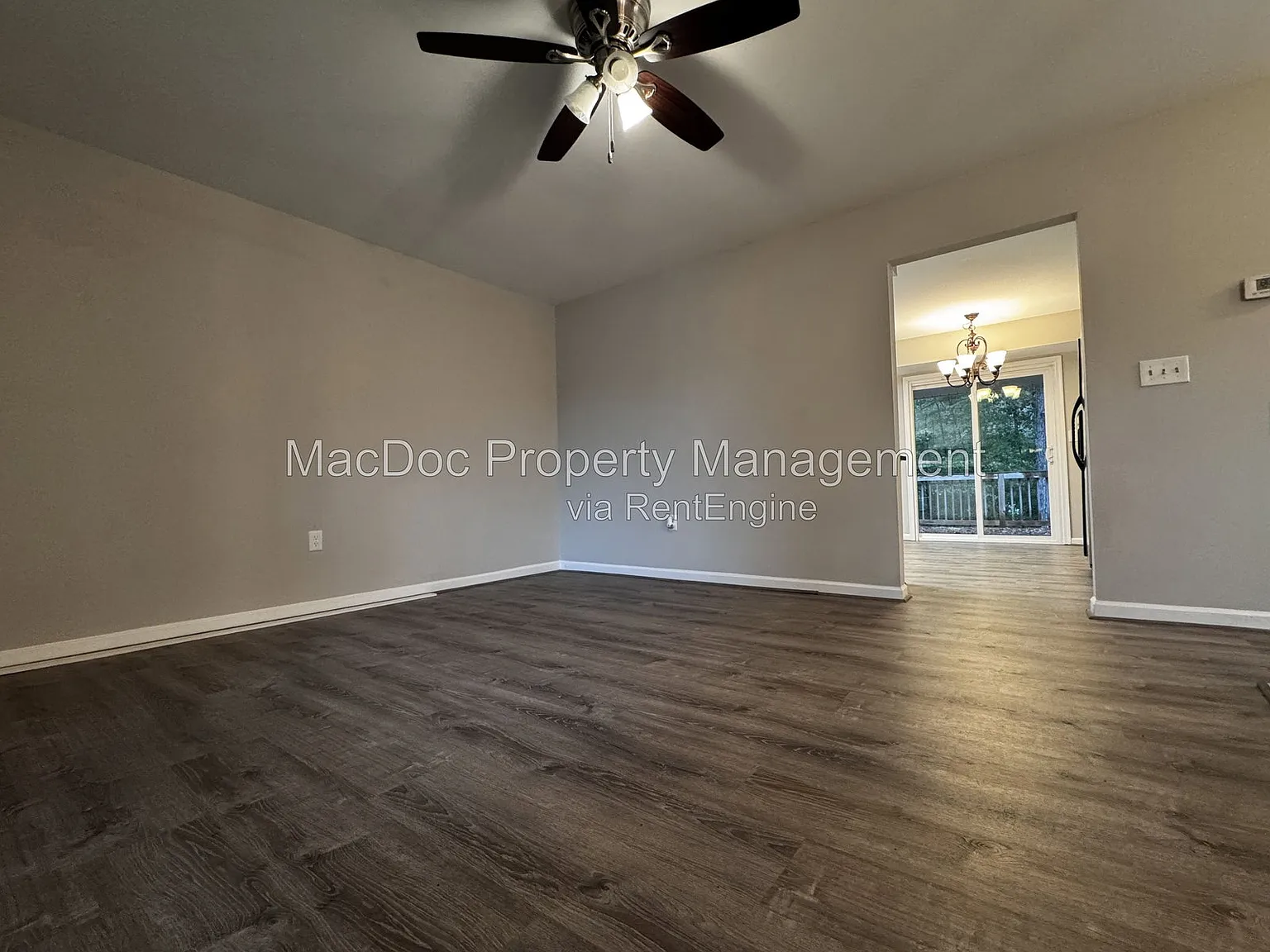 3 bed, 2.0 bath, 1812 sqft, $2,245 — Photo 4
