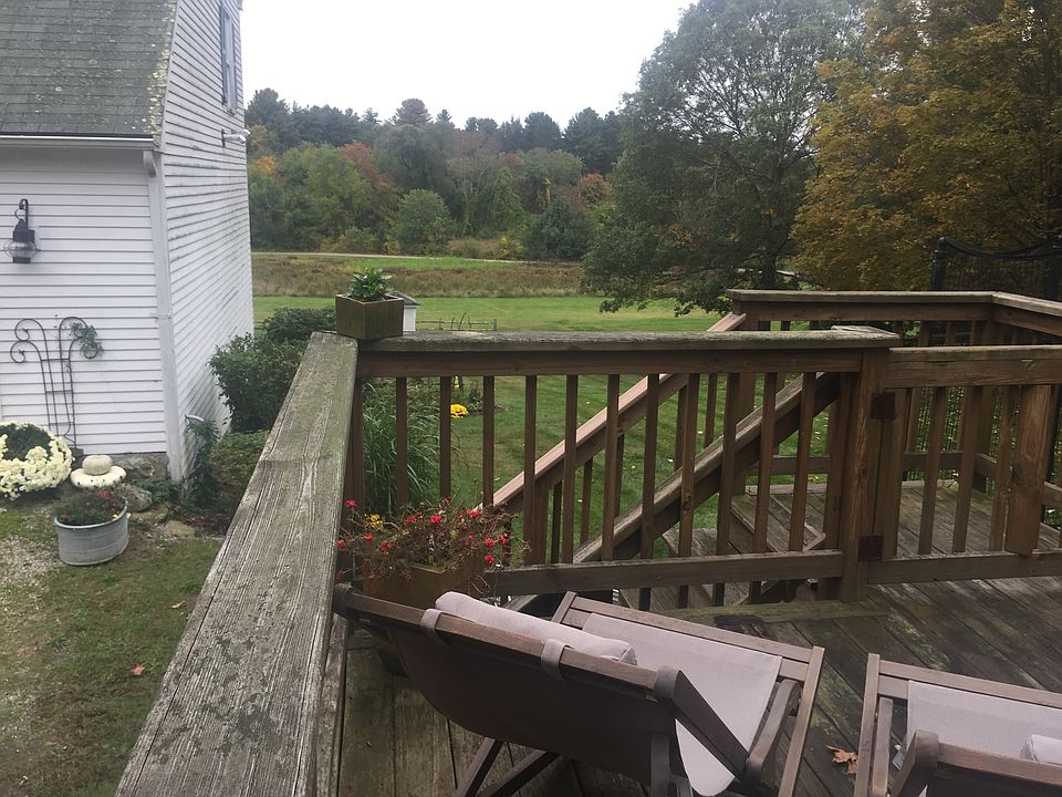 Country Views & 3 Story Barn