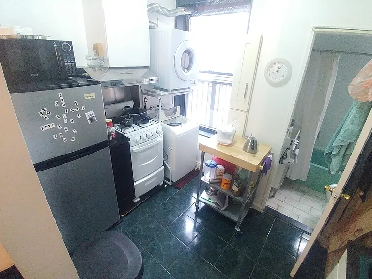 211 E Broadway #E3 — Photo 3