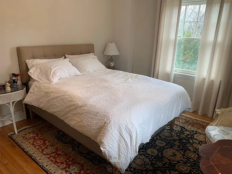 Upstairs bedroom with queen bed