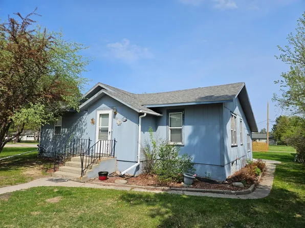 520 Geary Ave NE, Bagley, MN 56621