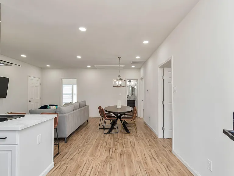 1812 Wheeler St — Photo 30