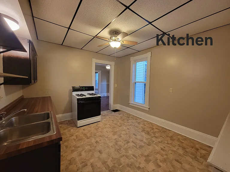 516 N Waterloo St — Photo 9