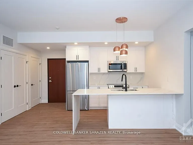 15 Monk St #2 — Photo 5