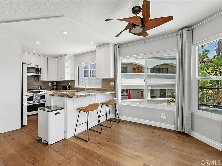 210 Avenida Montalvo #4 — Photo 4