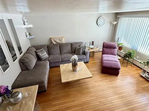 138 Old Hoboken Rd, Hackensack, NJ 07601