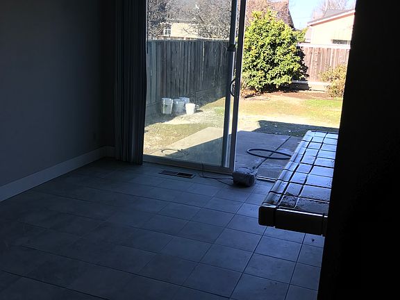 3rd image of 6199 Market Ave