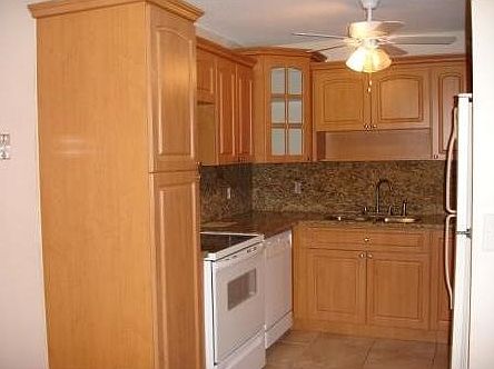 4th image of 9700 SW 57th St
