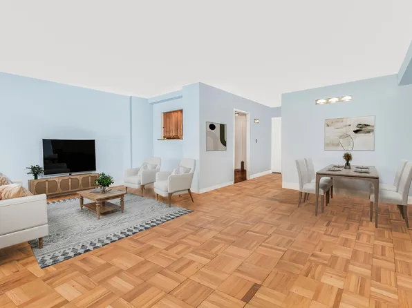 2 Fordham Hill Oval image 4 of 33