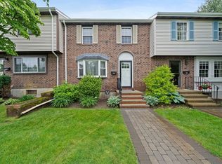 399 Pond St APT G8, Braintree, MA 02184