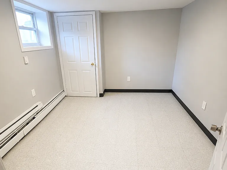 168 Woodlawn Ave #1 — Photo 14