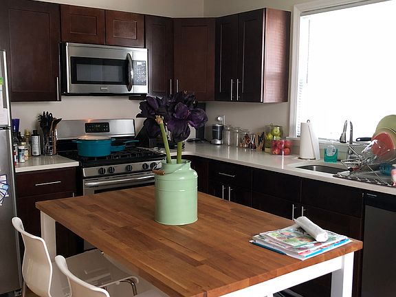 3rd image of 26 Clendenny Ave