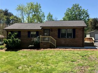 638 Westerly Park Rd, Eden, NC 27288