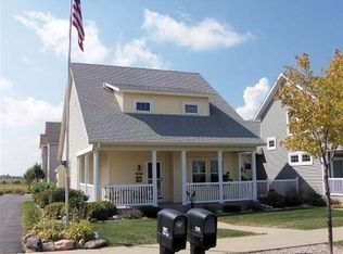 1396 School St, Sun Prairie, WI 53590