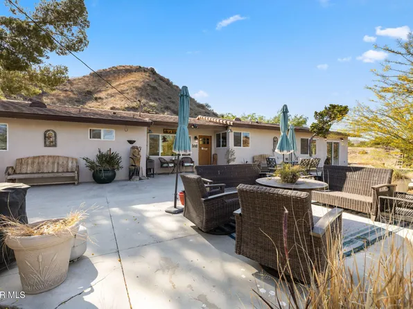 30325 N Brandywine Canyon Rd, Canyon Country, CA 91351