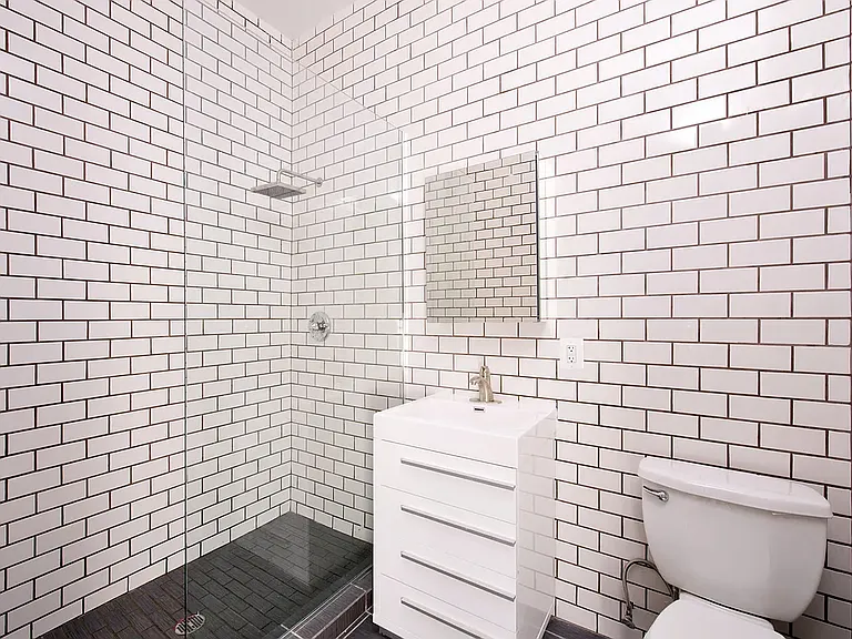 28 Forsyth St #18 — Photo 6