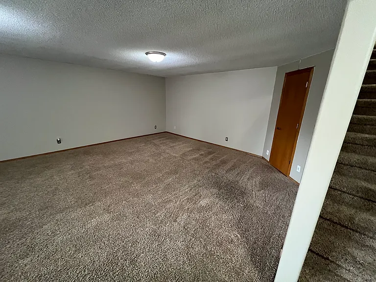 2430 S Gatewood St — Photo 18