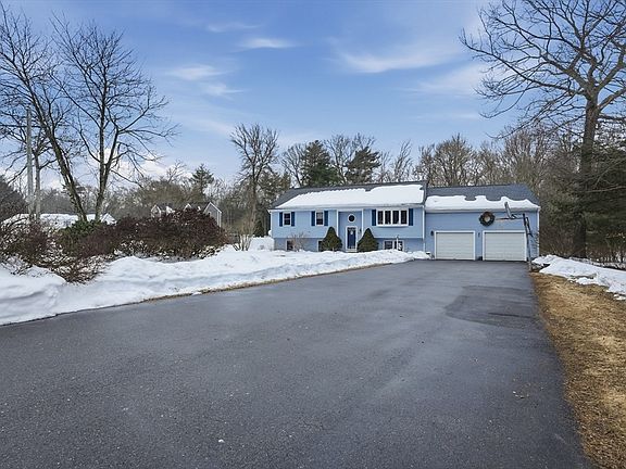 2nd image of 305 Shag Bark Rd