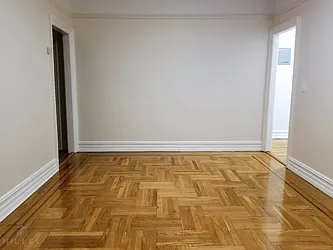 Rented by Hillel Realty Group