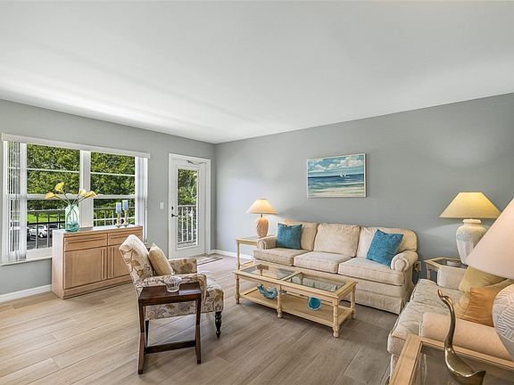 4th image of 43 Vista Gardens Trl APT 206