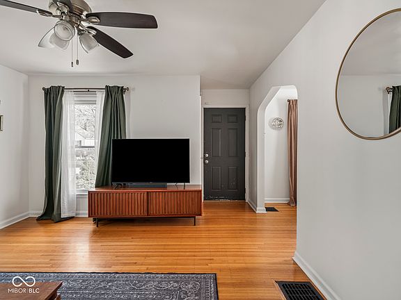 5th image of 5000 Ralston Ave