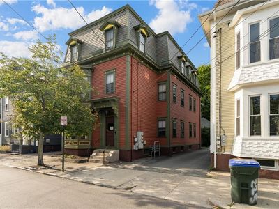 225 Carpenter St #1, Providence, RI, 02903