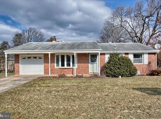 60 Sharon Rd, Enola, PA 17025