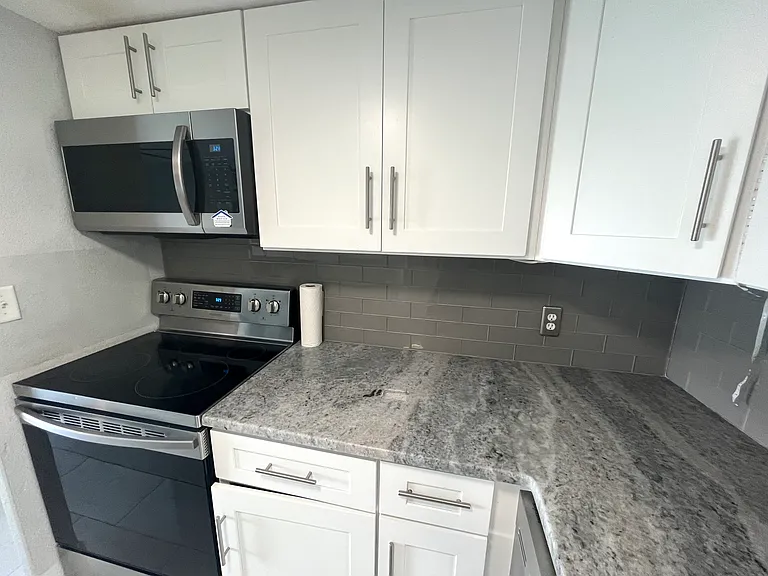 880 Mandalay Ave #N502 — Photo 23