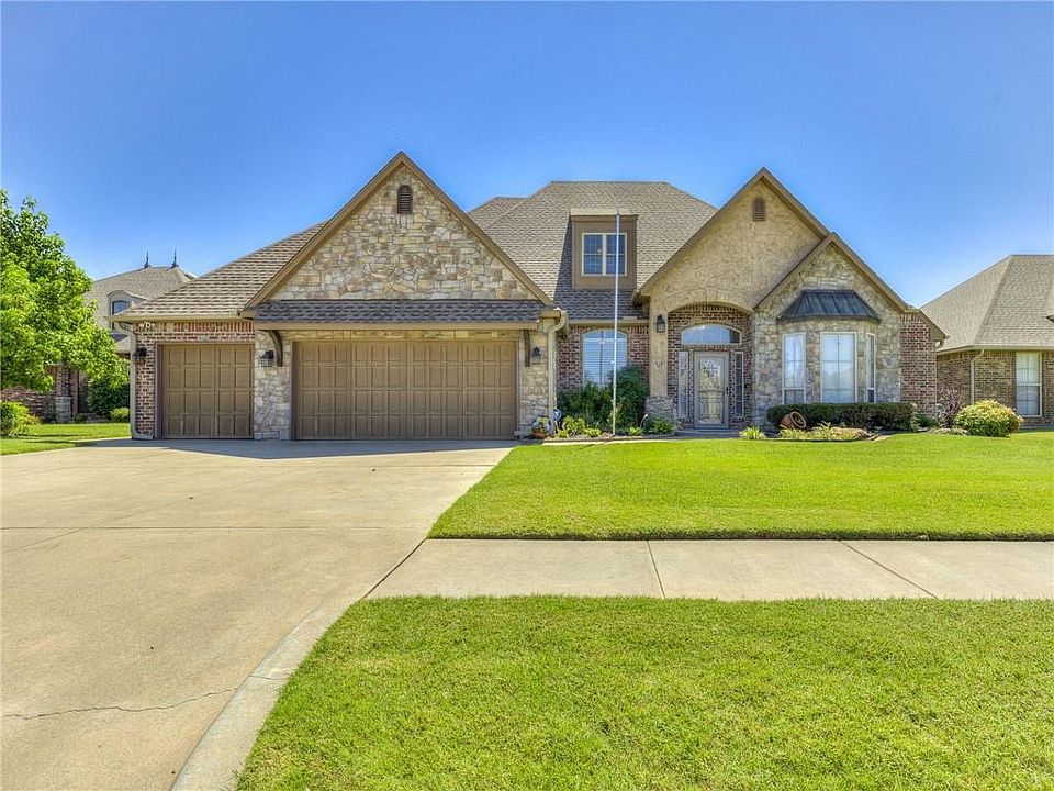 1st image of 1324 S Brayden Dr