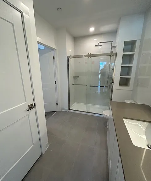 Residences at Sharon Gallery — Photo 50