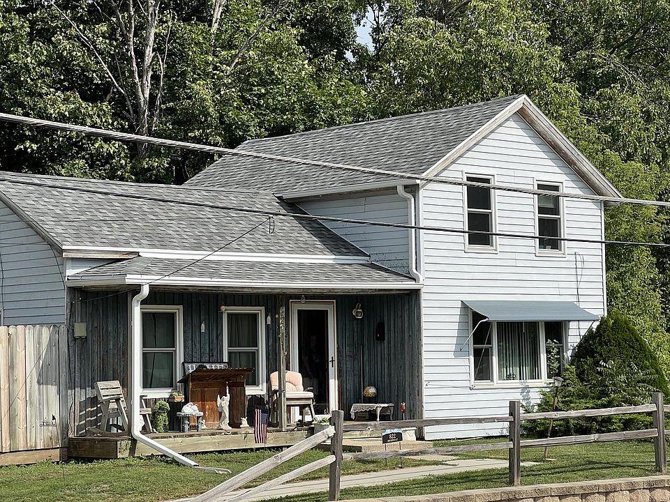1st image of 822 Broadway STREET