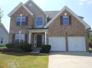 200 Dodson Lake Dr, Fairburn, GA 30213