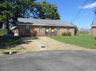 127 Hillshire Cv, Jackson, TN 38305