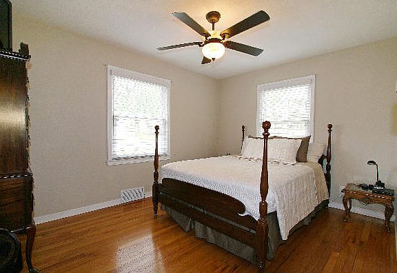 5th image of 8200 Jarboe St