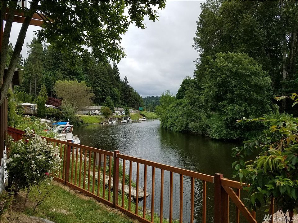 1st image of 10233 Woodinville Dr
