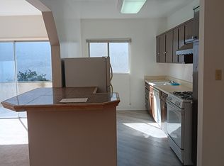11677 Montana Ave APT 14, Los Angeles, CA 90049