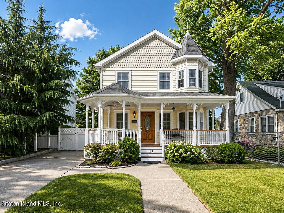 1st image of 35 Stevenson Pl