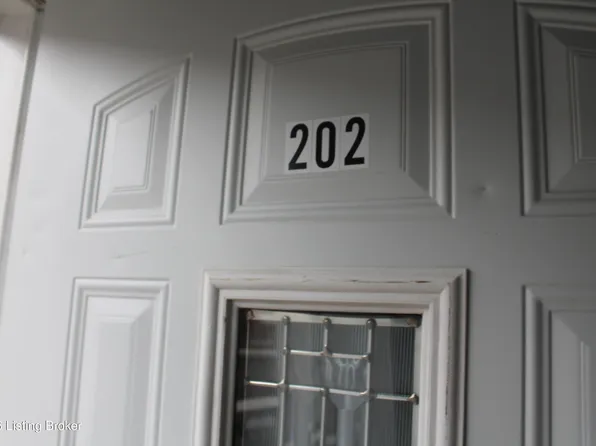 950 S Floyd St #202, Louisville, KY 40203