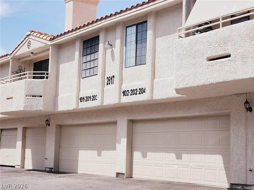 Building Photo - 2617 S Durango Dr #102