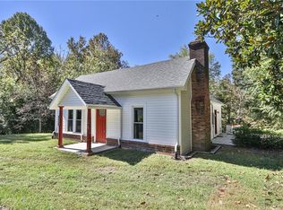 5038 Rockford Rd, Dobson, NC 27017