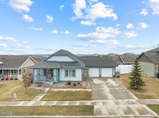 2723 Chokecherry St, Williston, ND 58801