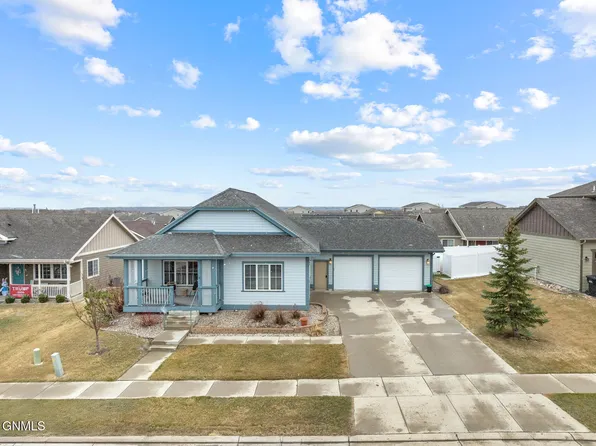 2723 Chokecherry St, Williston, ND 58801