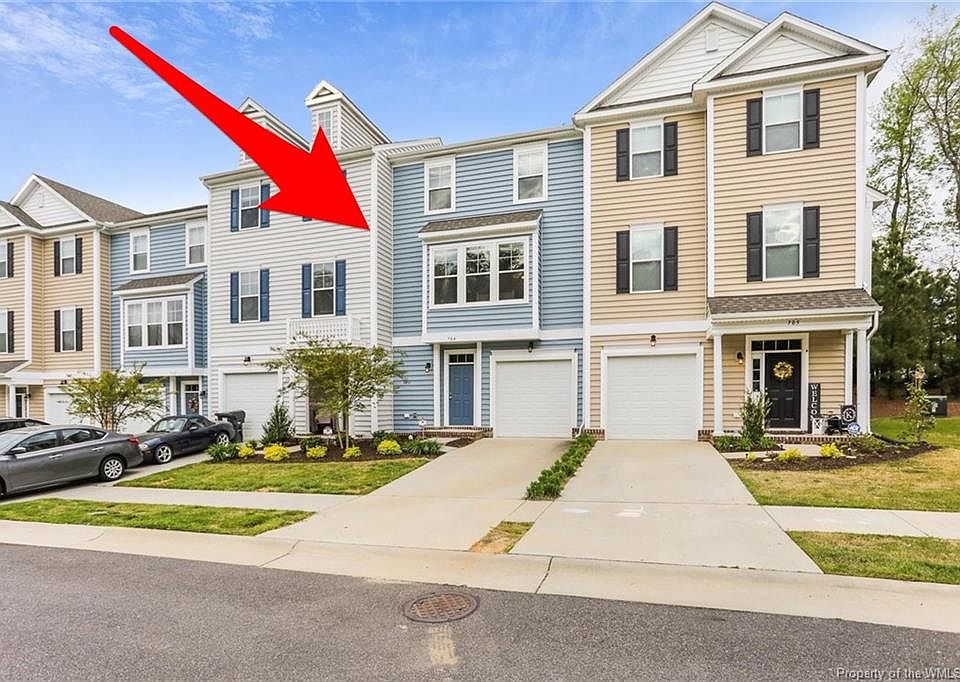 1st image of 704 Prosperity Ct